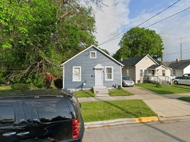 House image located at Aurora, IL 60506