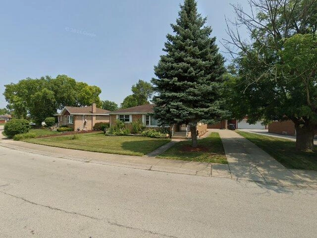 House image located at South Holland, IL 60473