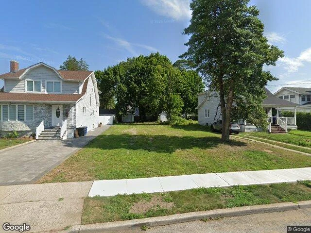 House image located at Freeport, NY 11520