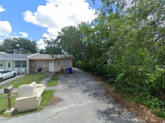 House image located at Hollywood, FL 33023