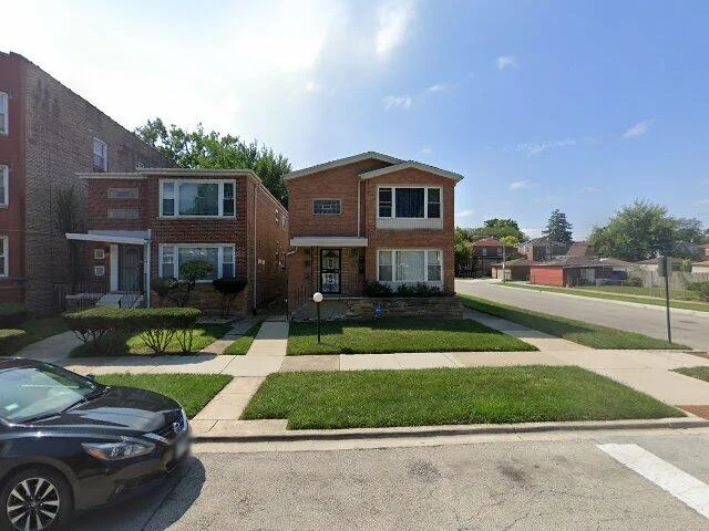 House image located at Chicago, IL 60617