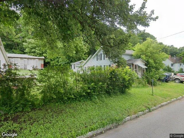 House image located at Newark, NY 14513