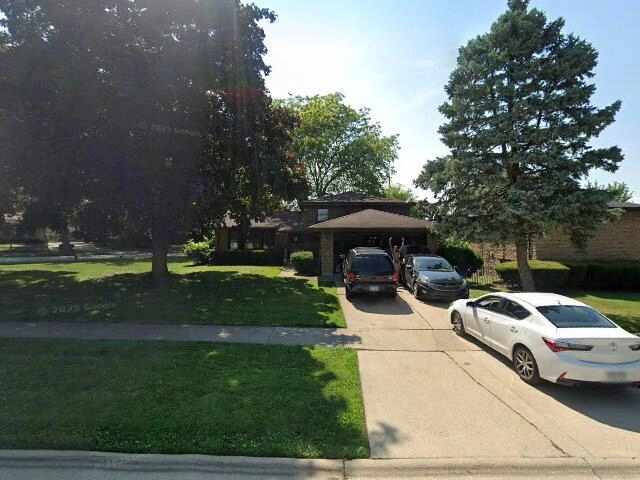 House image located at Dolton, IL 60419