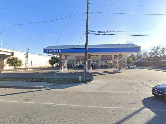 House image located at Knoxville, IA 50138