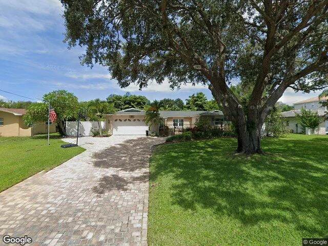 House image located at Saint Petersburg, FL 33703