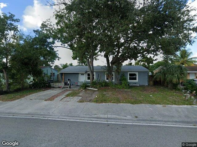 House image located at Hollywood, FL 33024