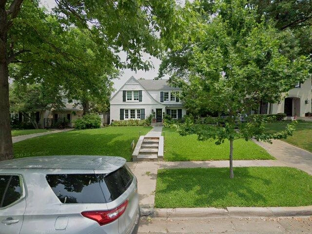 House image located at Dallas, TX 75225
