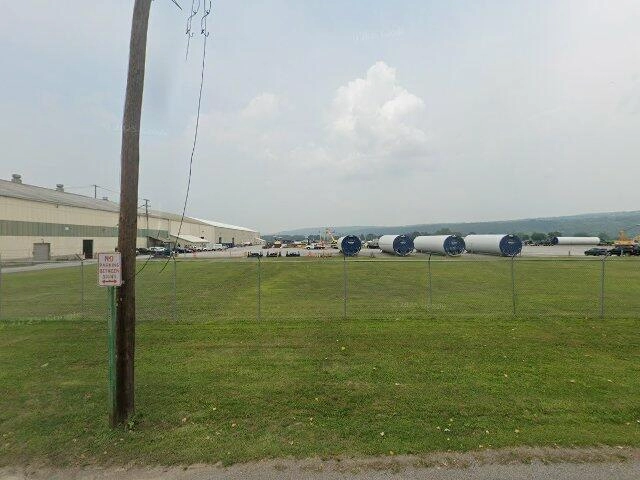 House image located at Dolton, IL 60419