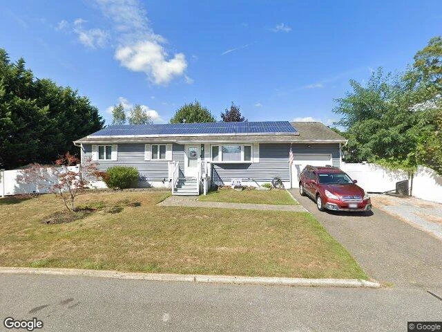 House image located at West Babylon, NY 11704