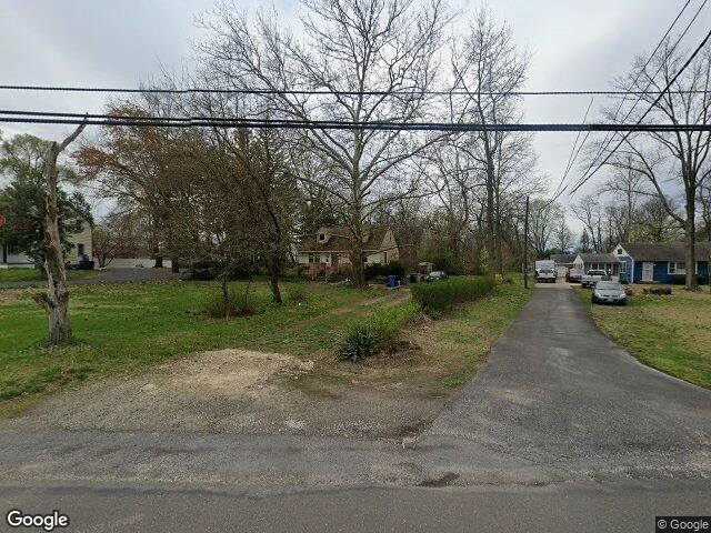 House image located at Riverton, NJ 08077