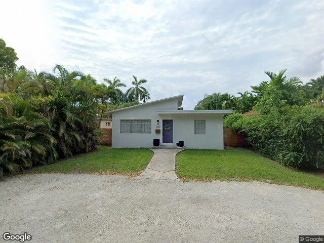 House image located at Miami, FL 33166