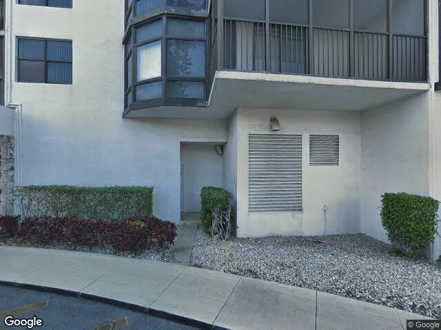 House image located at Miami, FL 33180