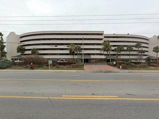 House image located at Saint Petersburg, FL 33706