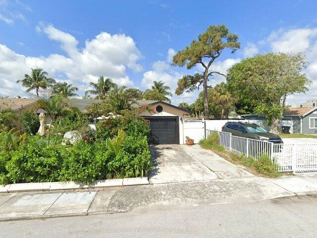 House image located at Elwood, IN 46036