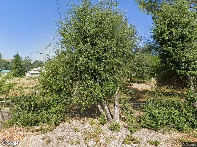 House image located at Redding, CA 96001