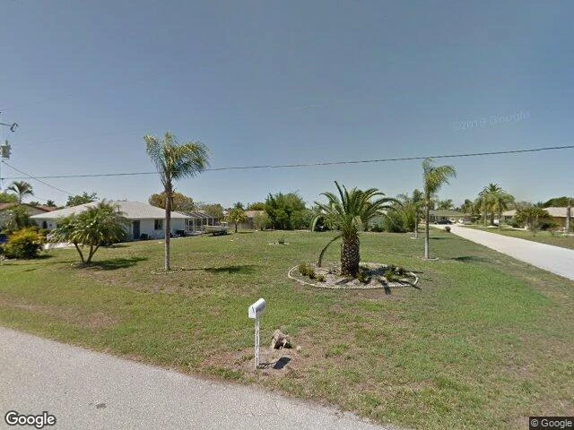 House image located at Cape Coral, FL 33990