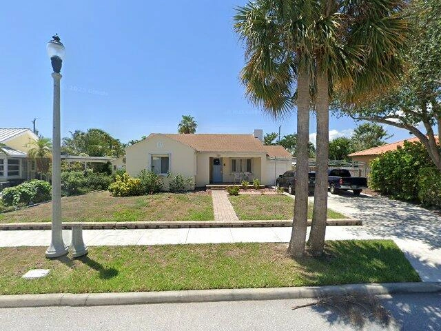 House image located at West Palm Beach, FL 33405