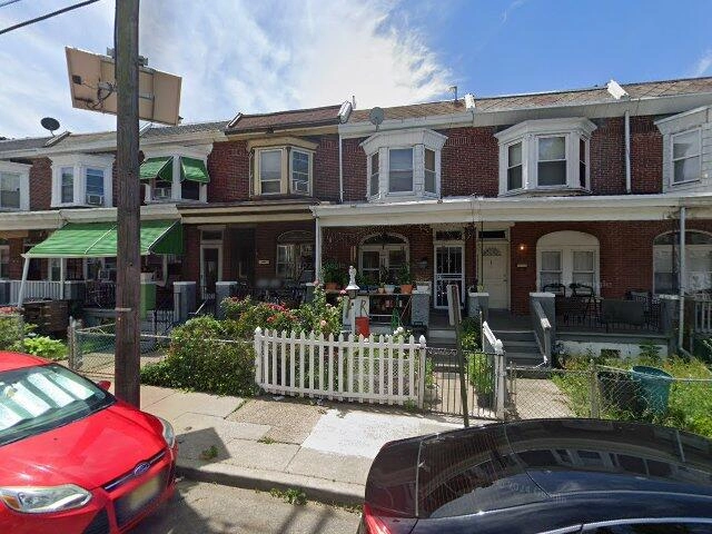 House image located at South Holland, IL 60473