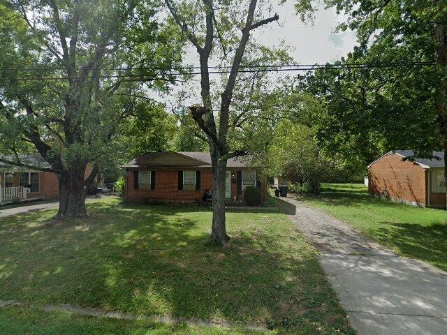 House image located at Louisville, KY 40229