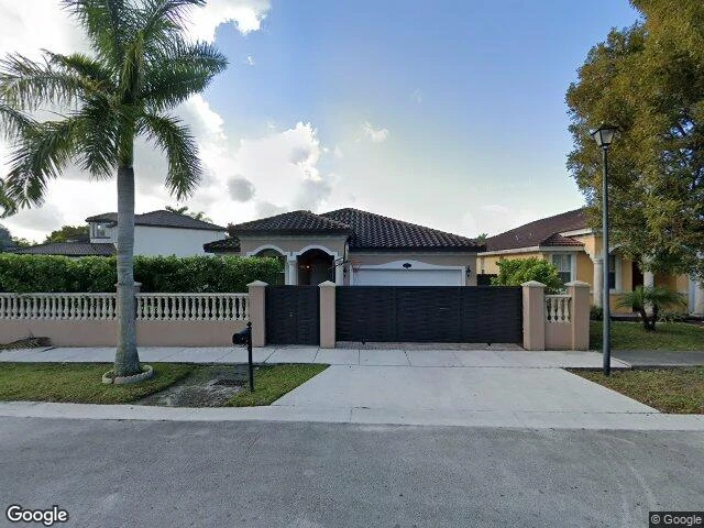 House image located at Miami, FL 33194