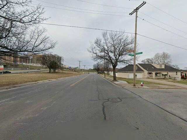 House image located at Mount Carmel, TN 37645