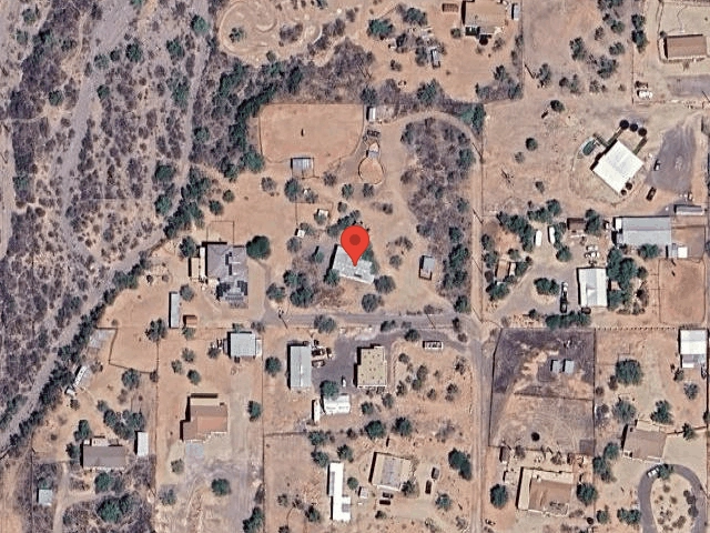 House image located at New River, AZ 85087