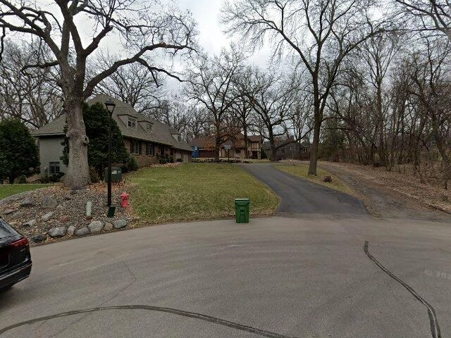 House image located at Wayzata, MN 55391