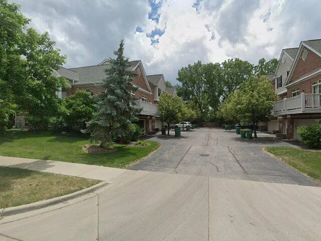 House image located at Wheeling, IL 60090