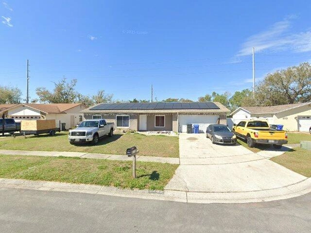 House image located at Valrico, FL 33596