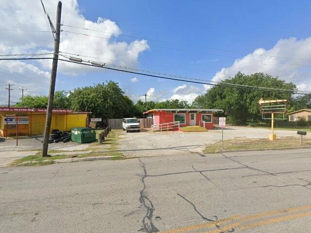 House image located at San Antonio, TX 78221