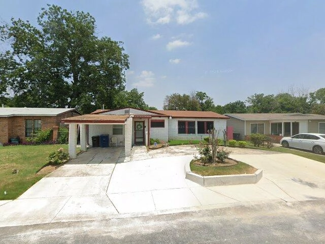 House image located at San Antonio, TX 78220