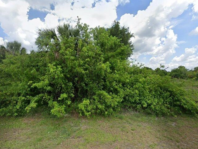 House image located at Lehigh Acres, FL 33974