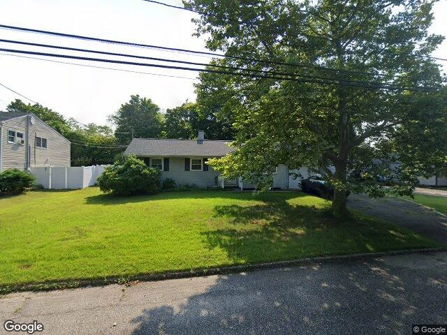House image located at Medford, NY 11763