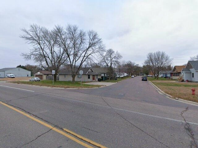 House image located at Redwood Falls, MN 56283