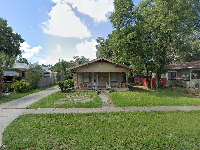 House image located at Tampa, FL 33604