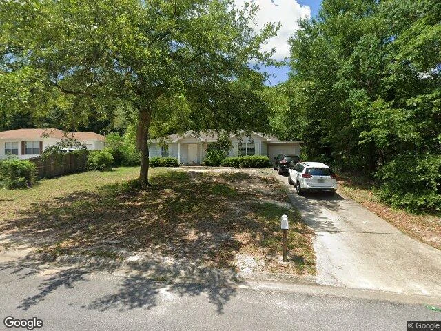House image located at Crestview, FL 32536