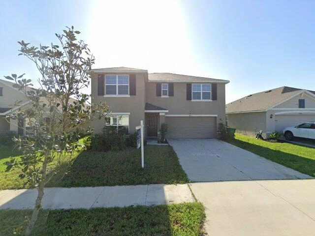 House image located at Zephyrhills, FL 33540