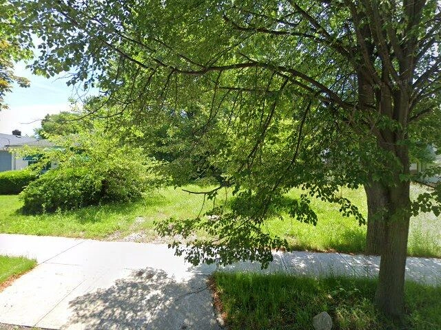 House image located at Cleveland, OH 44105