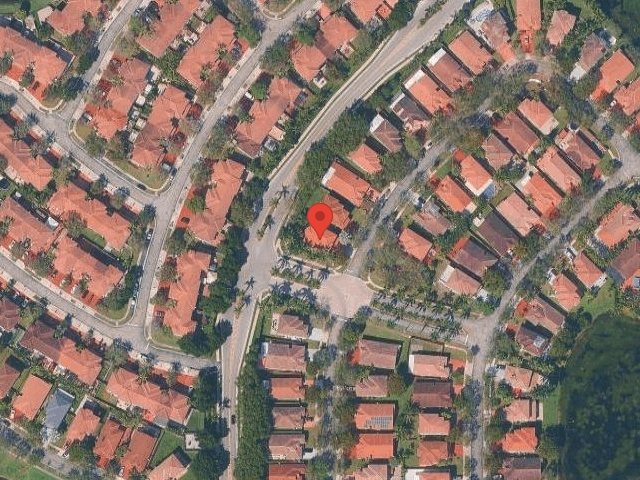 House image located at Hollywood, FL 33027