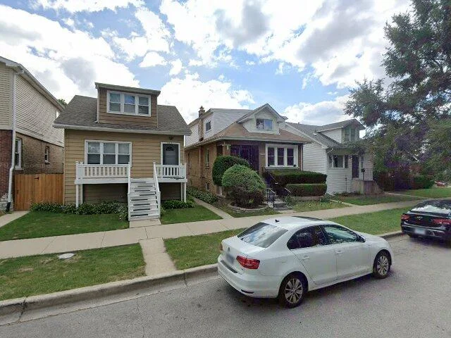 House image located at Chicago, IL 60634