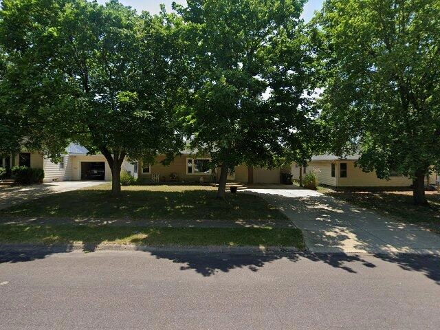 House image located at Pekin, IL 61554