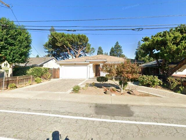 House image located at Higginsville, MO 64037