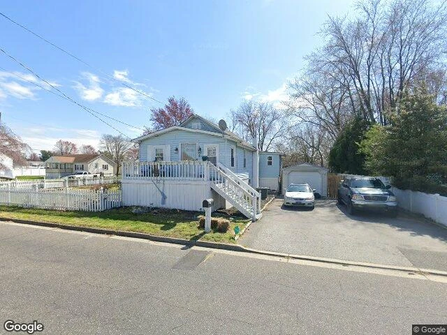 House image located at Pennsville, NJ 08070