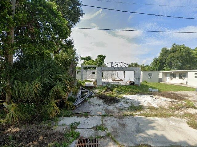 House image located at Fort Myers, FL 33916
