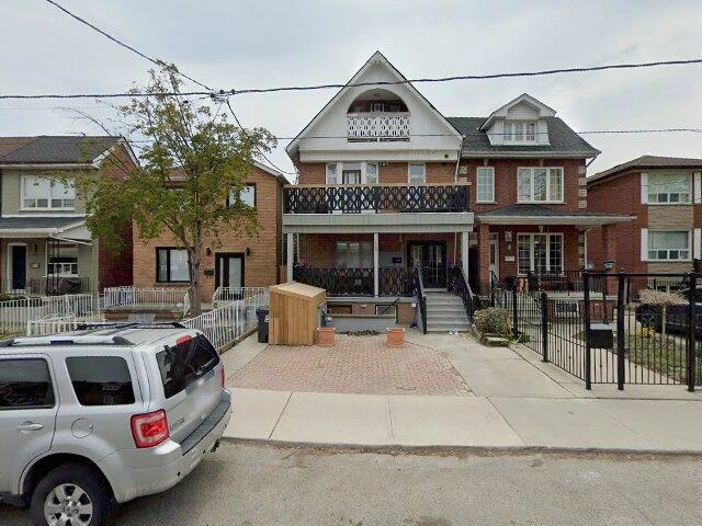 House image located at Indianapolis, IN 46201