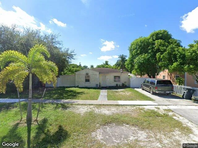 House image located at Miami, FL 33168
