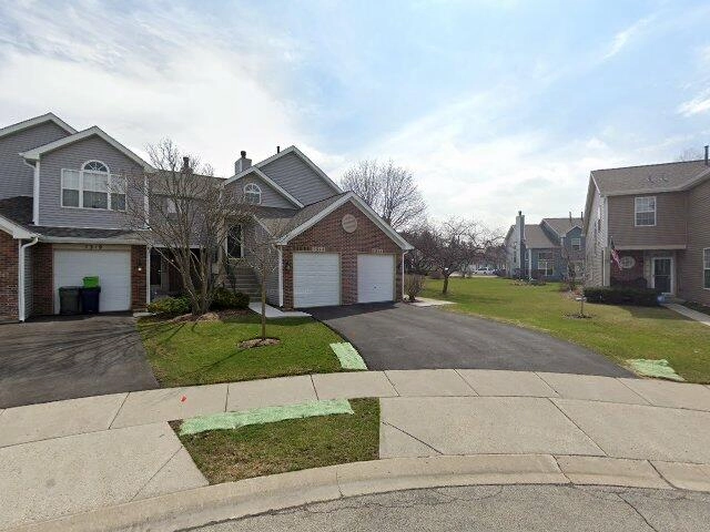 House image located at Elgin, IL 60120