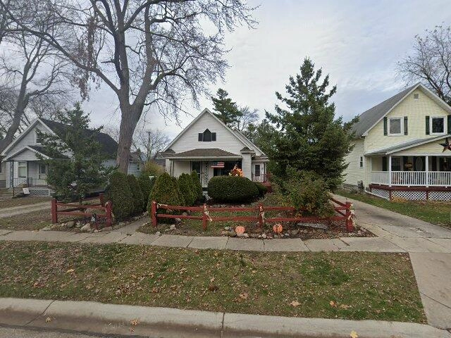 House image located at Port Huron, MI 48060