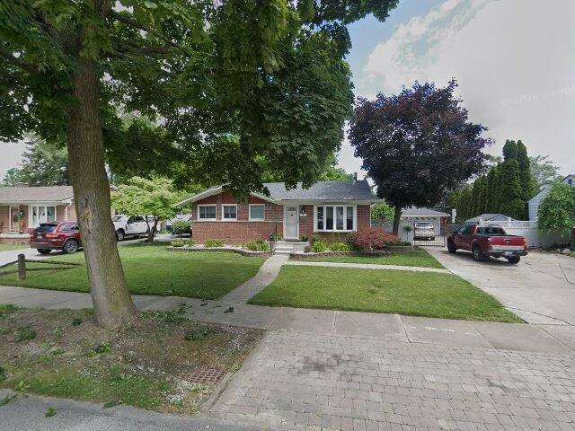 House image located at Garden City, MI 48135
