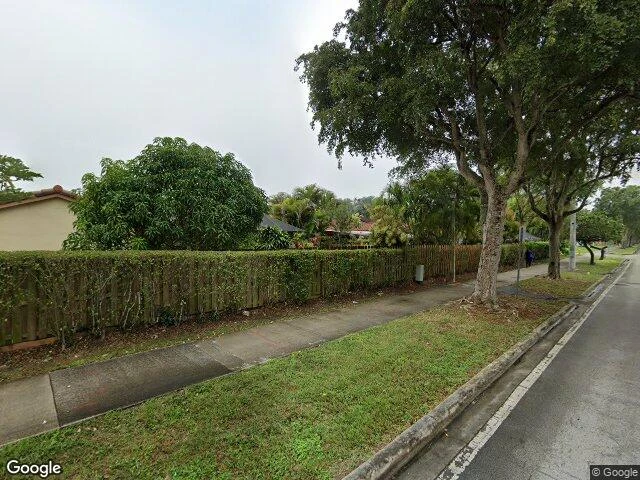 House image located at Miami, FL 33196